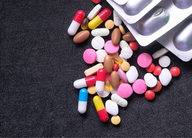 Under pressure from pharmaceutical companies, the government has given a big shock to the public.